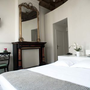 chambre-avec-cheminee-hotel